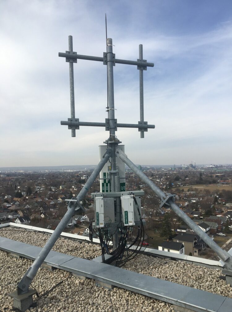 ComPlus Inc.  Communications Tower Installation, Repair, and Antenna  Servicing